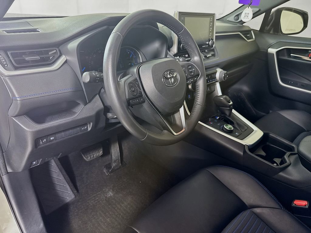 Used 2019 Toyota RAV4 XSE image 9