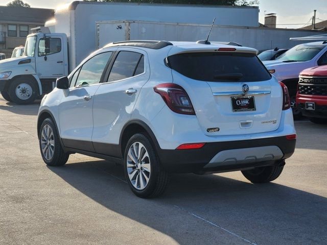 Used 2020 Buick Encore Preferred image 3