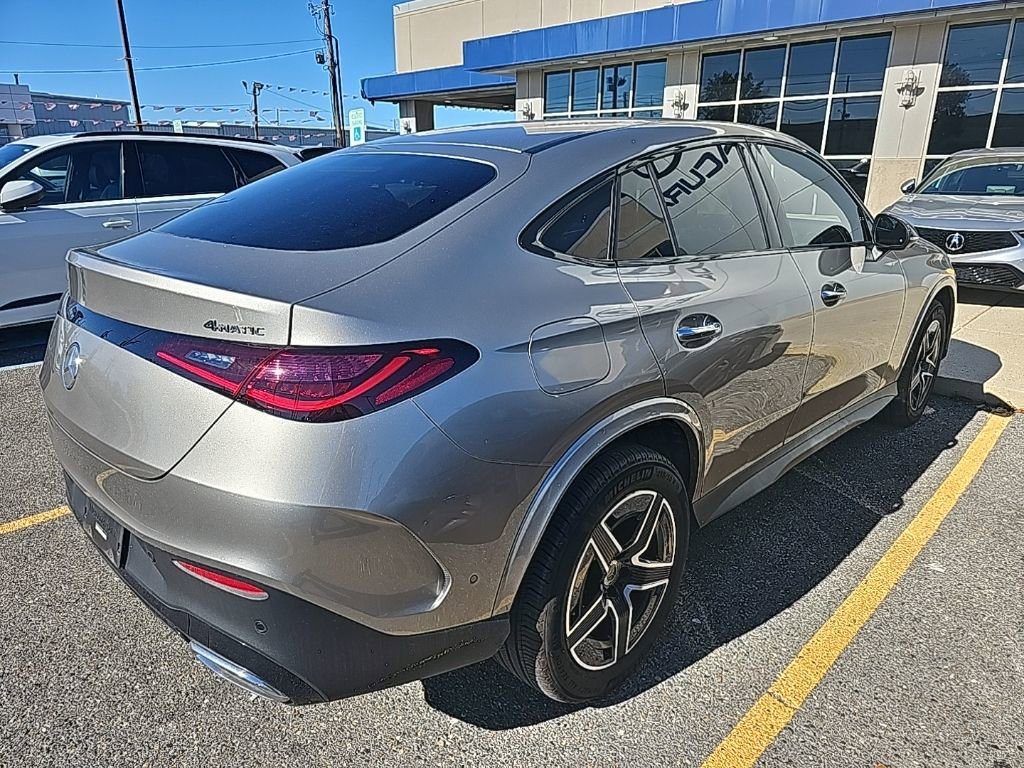 Used 2024 Mercedes-Benz GLC 300 4MATIC image 4