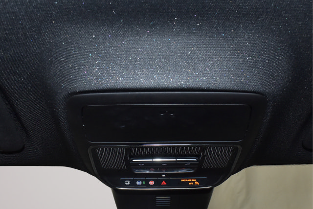 Used 2024 Chevrolet Traverse RS w/ LPO, Floor Liner Package AWD/4WD image 33
