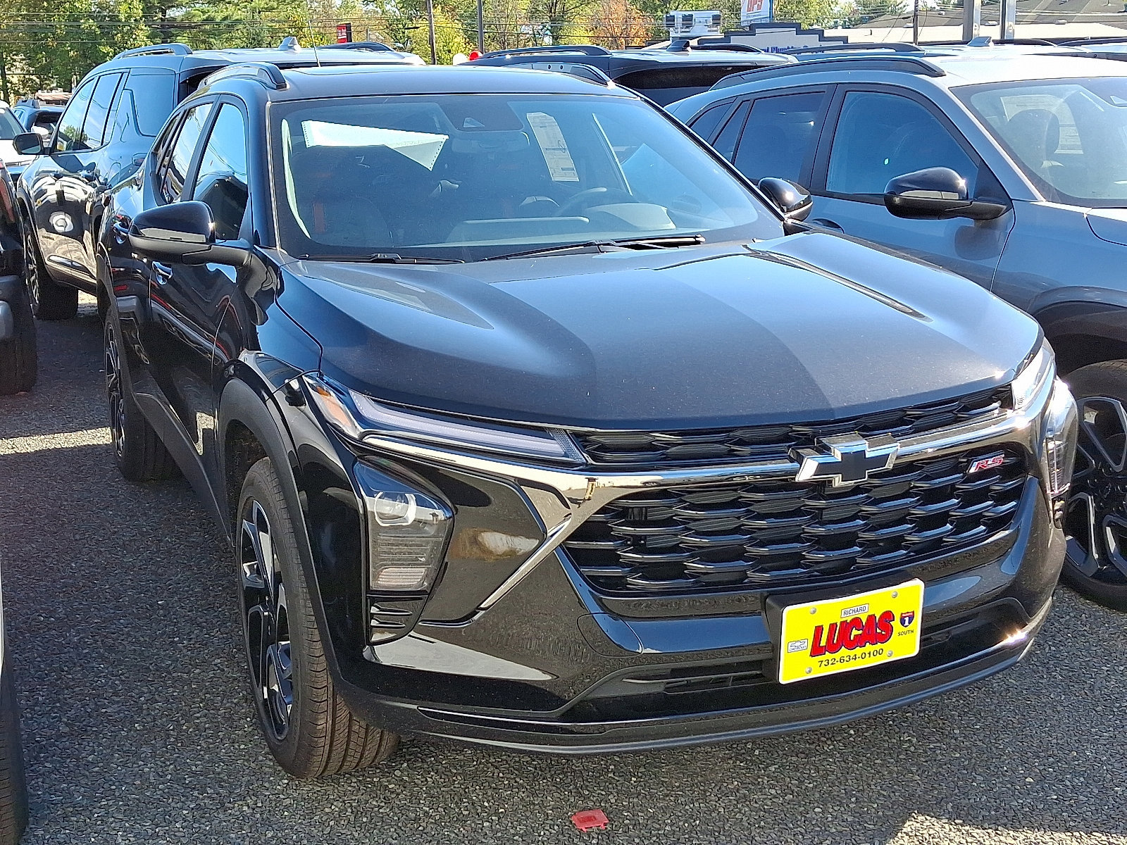 New 2026 Chevrolet Trax RS w/ Sunroof Package image 3