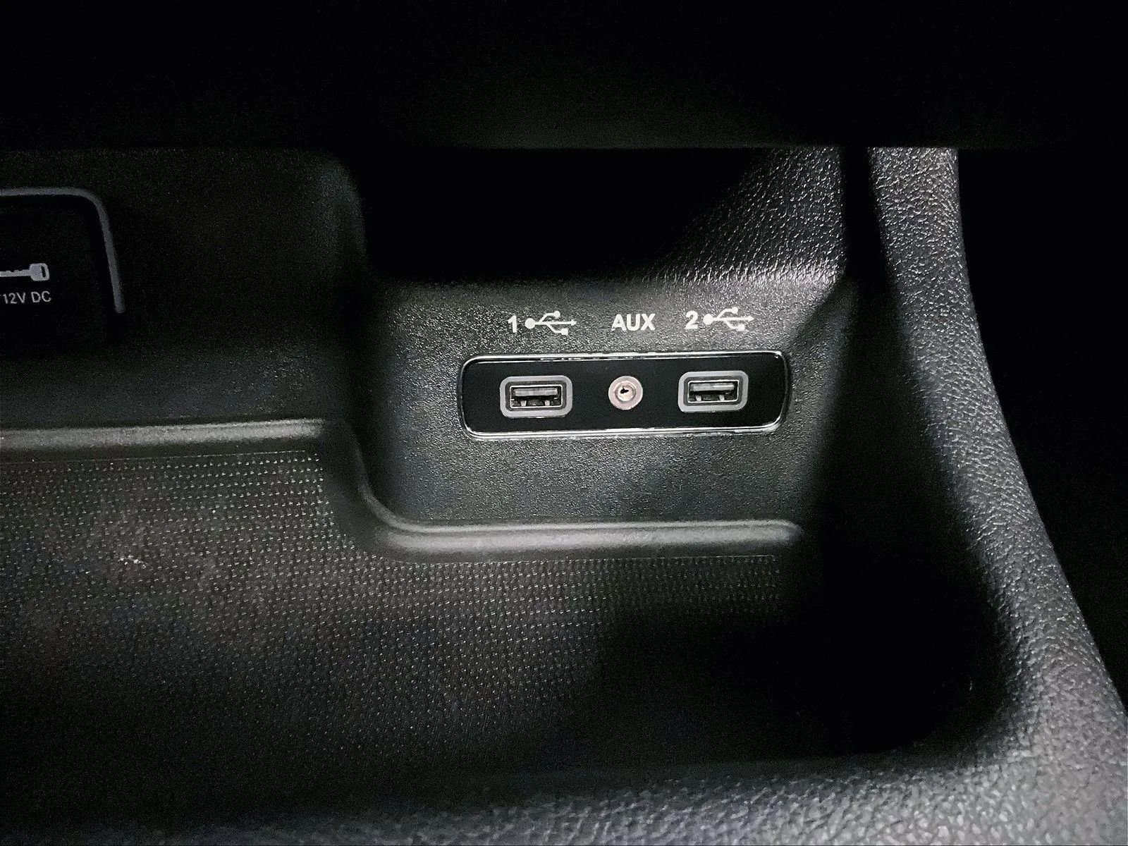 Used 2018 Dodge Durango SXT w/ Quick Order Package 2BB image 32
