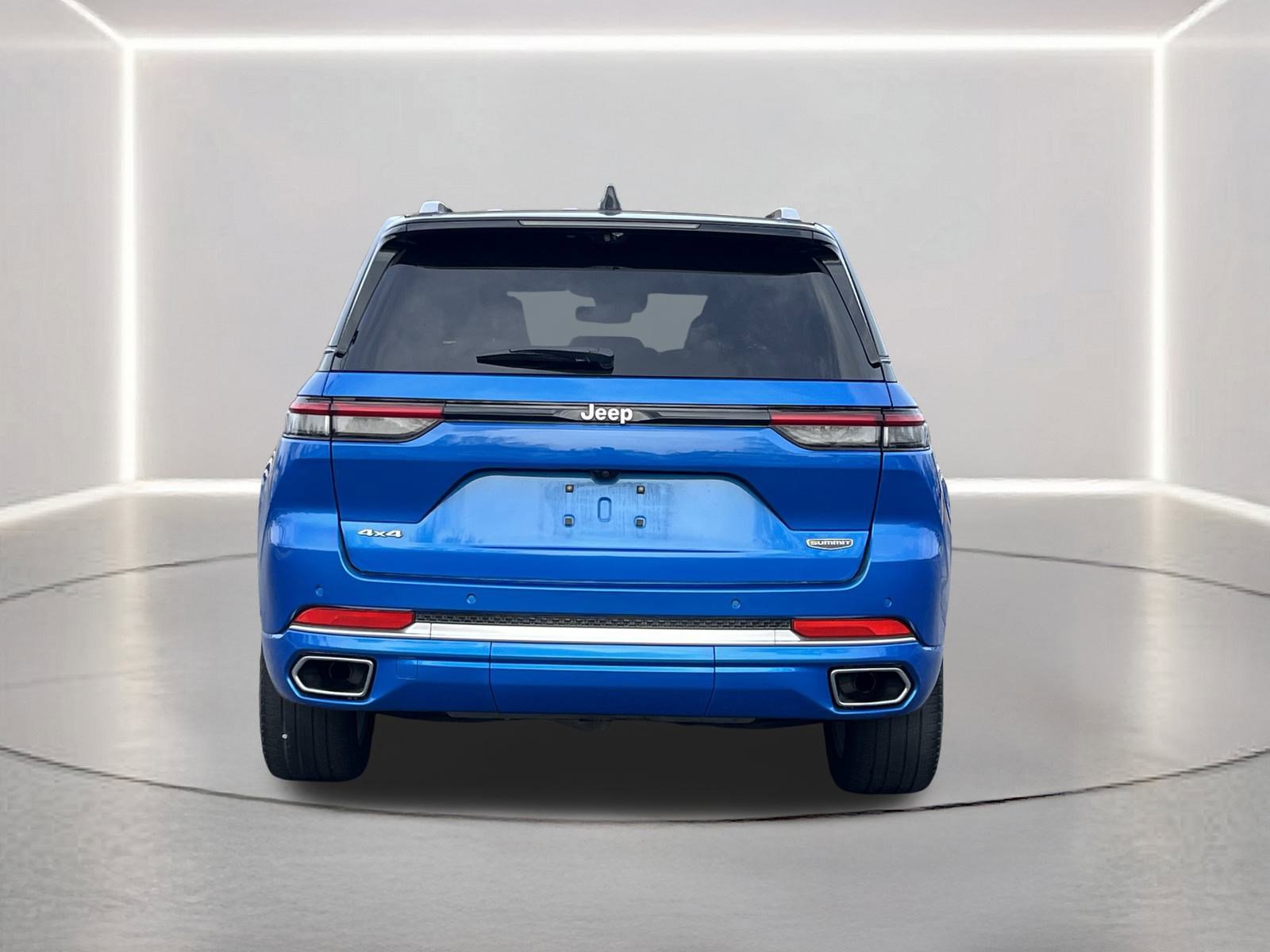 Used 2023 Jeep Grand Cherokee Summit w/ Adv Protech Group IV image 30