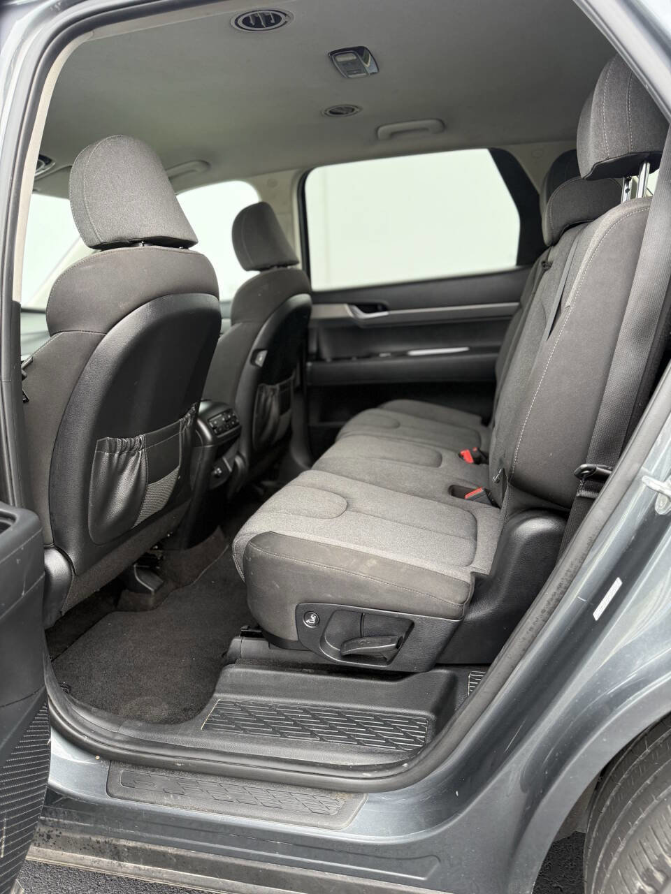 Used 2021 Hyundai Palisade SE image 35