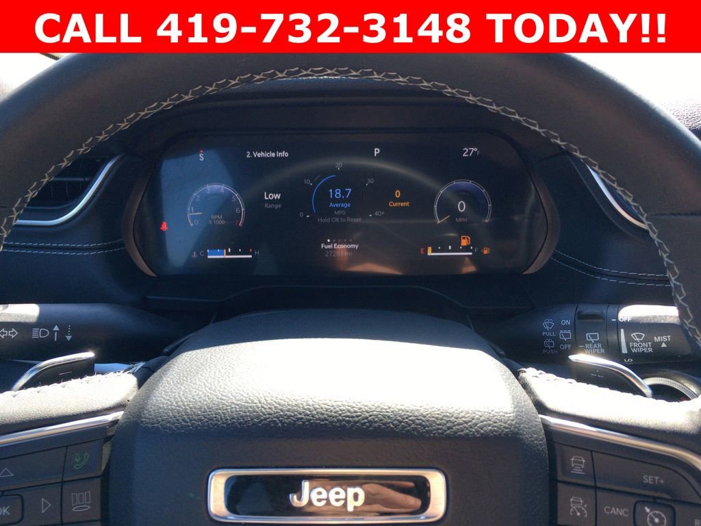 Used 2023 Jeep Grand Cherokee L Laredo AWD/4WD image 21