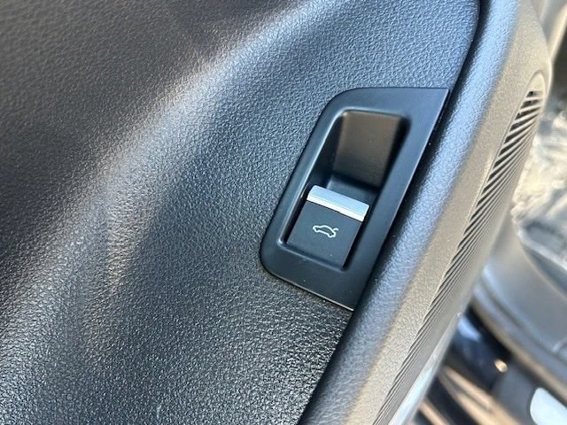 Used 2021 Audi Q8 Premium Plus AWD/4WD image 20