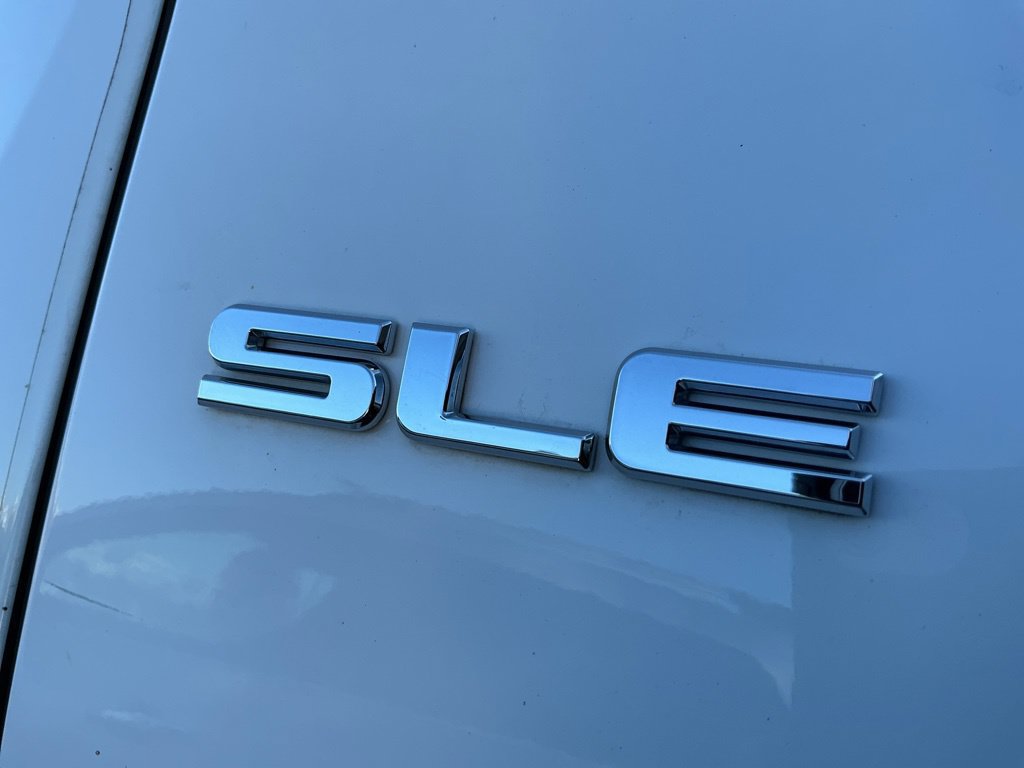 Used 2017 GMC Terrain SLE FWD image 6