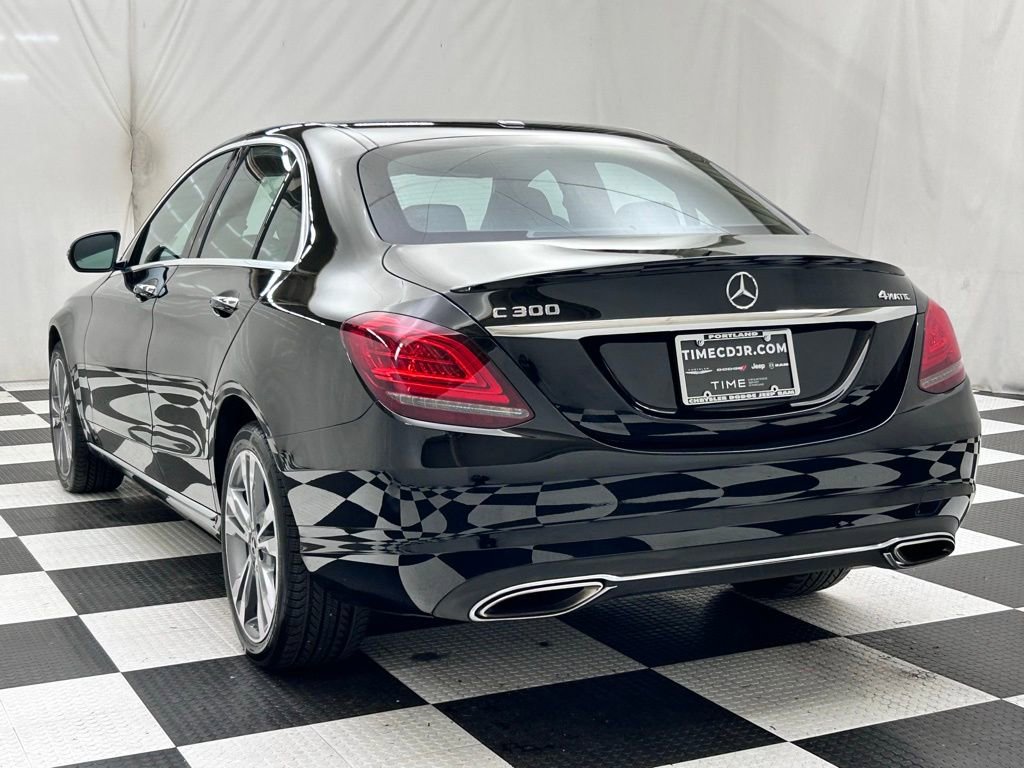 Used 2019 Mercedes-Benz C 300 4MATIC Sedan image 5