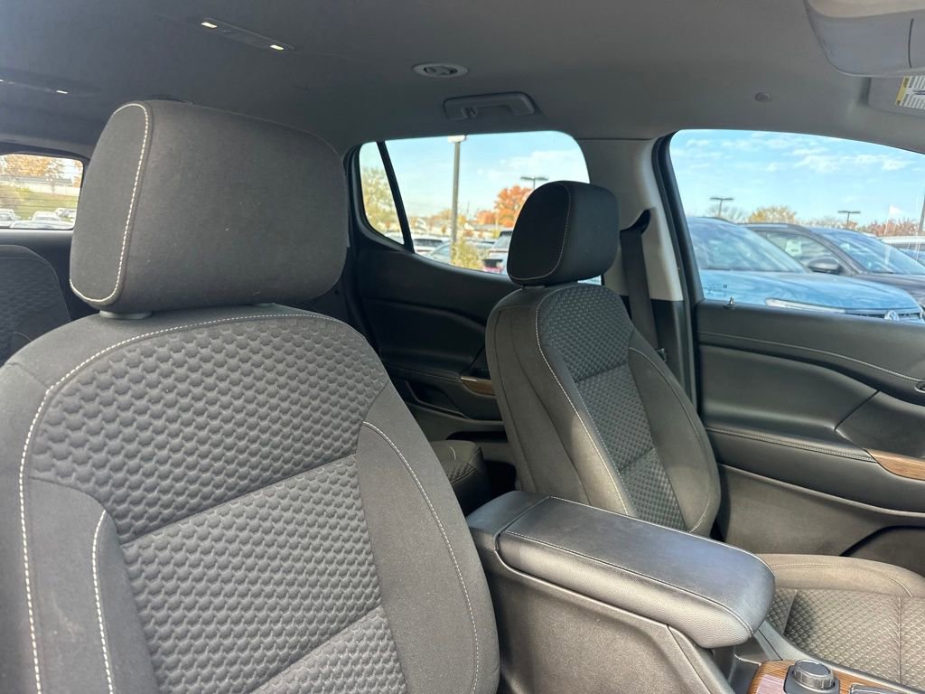 Used 2019 GMC Acadia SLE image 48