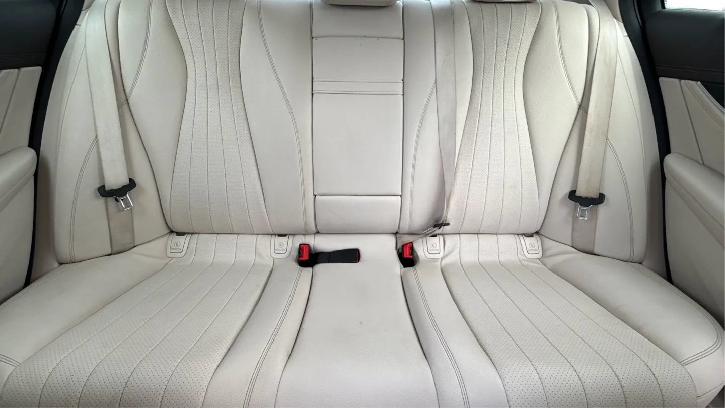 Used 2018 Mercedes-Benz E 300 image 22