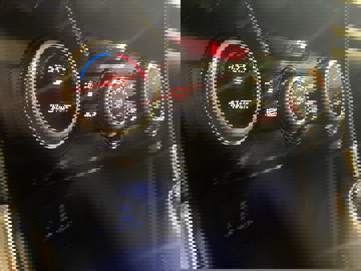 Used 2023 Subaru Forester Touring image 11