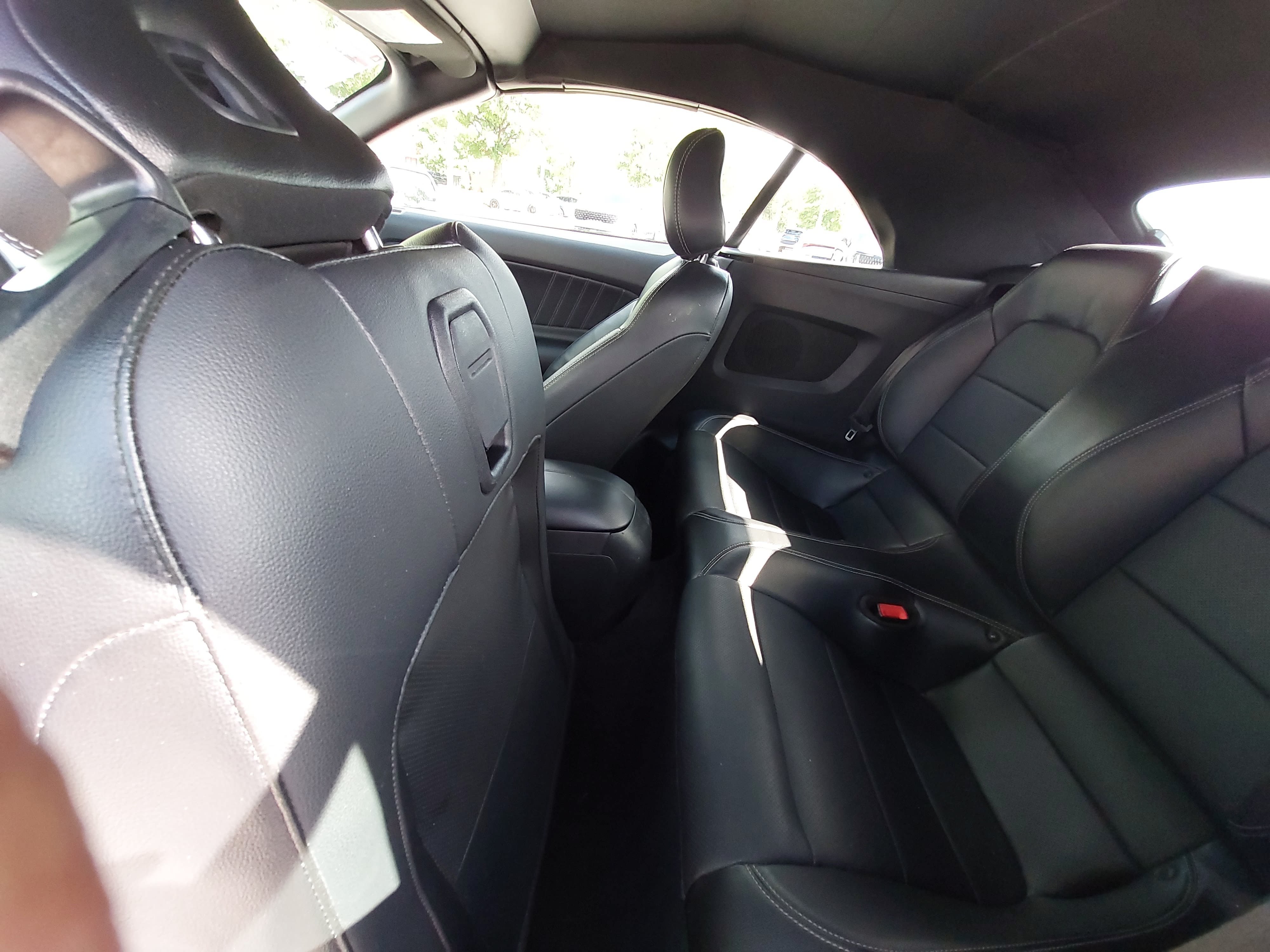 Used 2020 Ford Mustang Premium RWD image 15