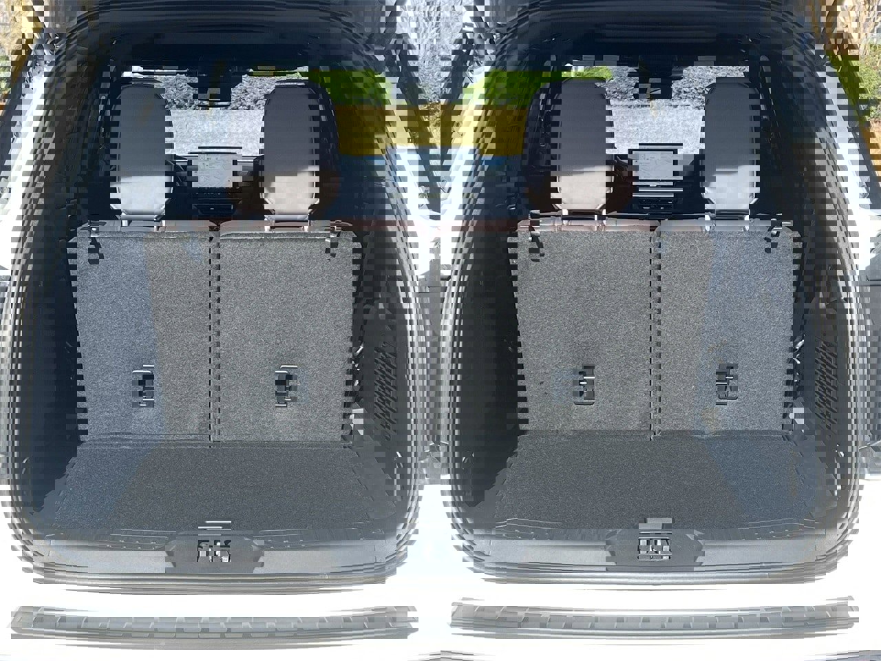 New 2026 Ford Explorer Platinum image 24