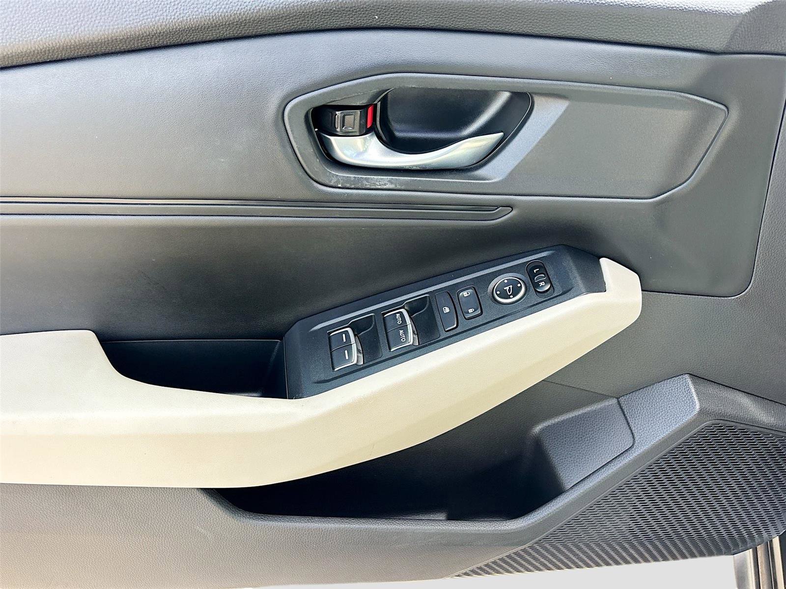 Certified 2023 Honda Accord EX image 20