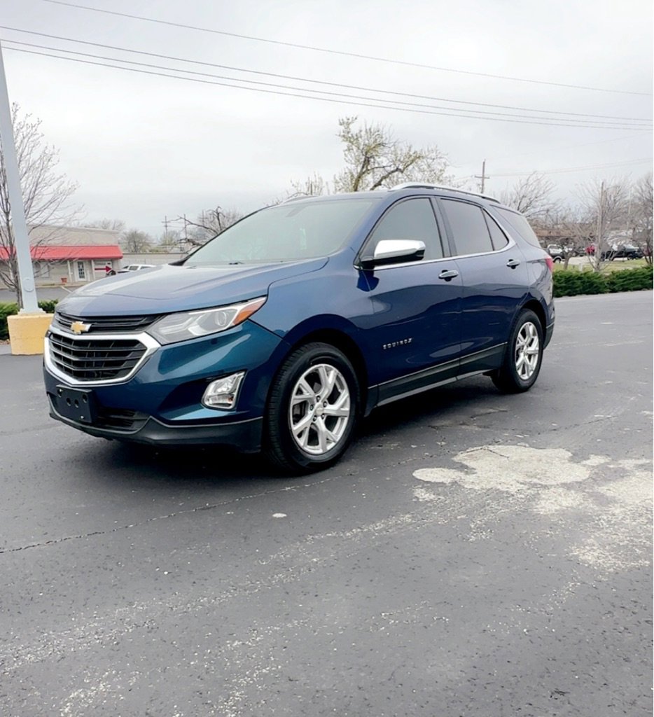 Used 2019 Chevrolet Equinox Premier FWD image 2