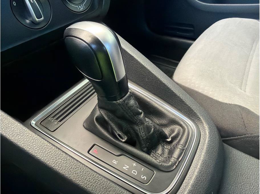 Used 2017 Volkswagen Jetta S FWD image 21