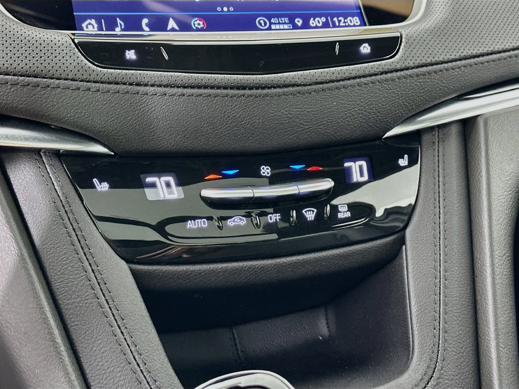 New 2026 Cadillac XT5 Premium Luxury w/ LPO, Floor Liner Package AWD/4WD image 19
