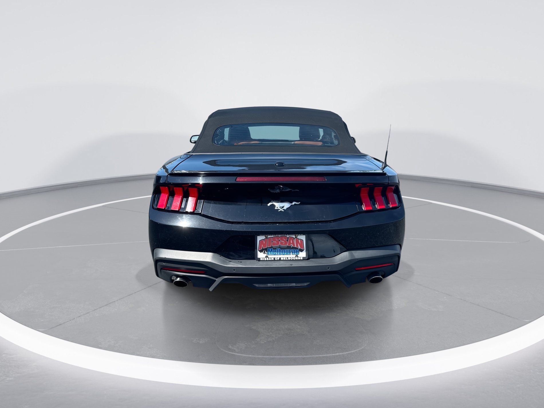 Used 2024 Ford Mustang Premium RWD image 5
