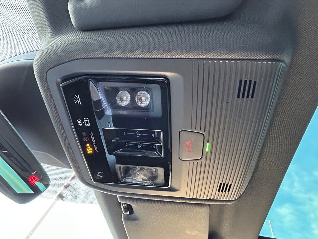 Used 2023 Audi Q4 e-tron Premium Plus w/ Premium Plus image 30