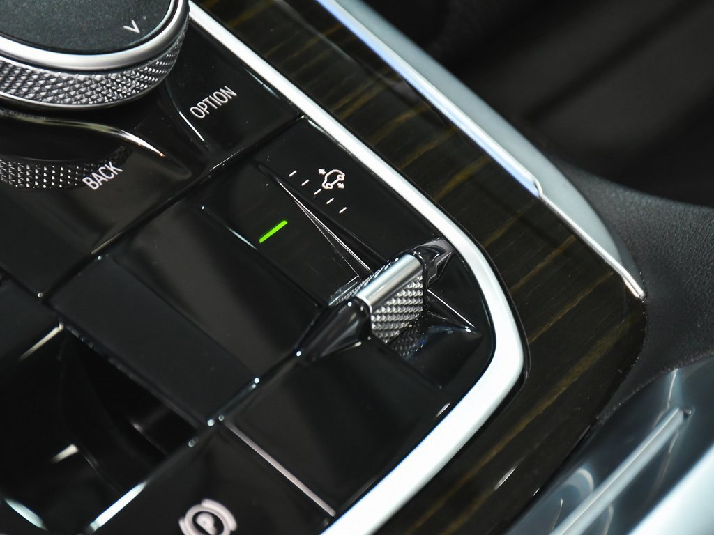 Used 2024 BMW X7 xDrive40i image 55