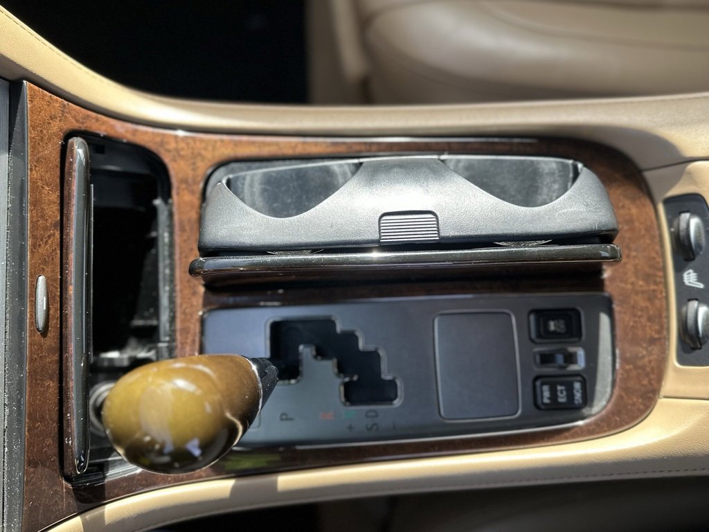 Used 2008 Lexus SC 430 Convertible image 21