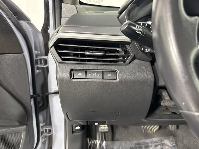 Used 2024 Nissan Altima 2.5 SR FWD image 14
