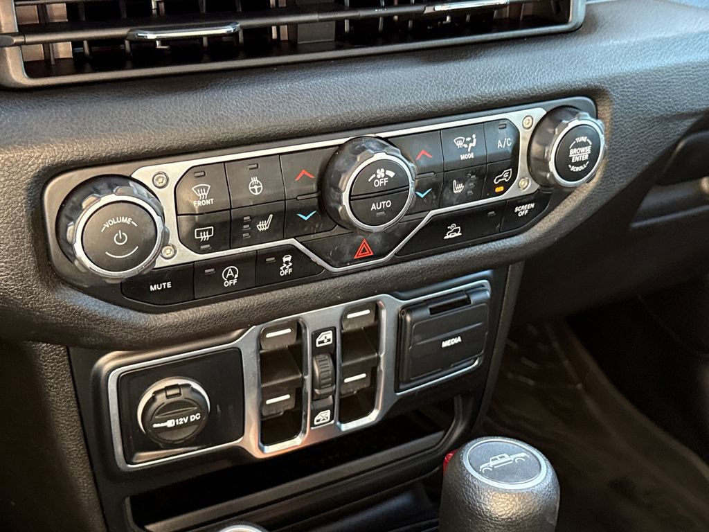Used 2024 Jeep Gladiator Sport AWD/4WD image 26