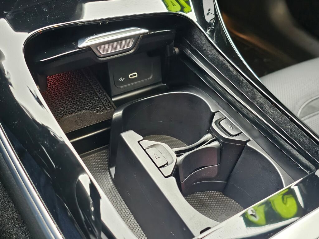 Used 2024 Mercedes-Benz C 63 AMG S image 35