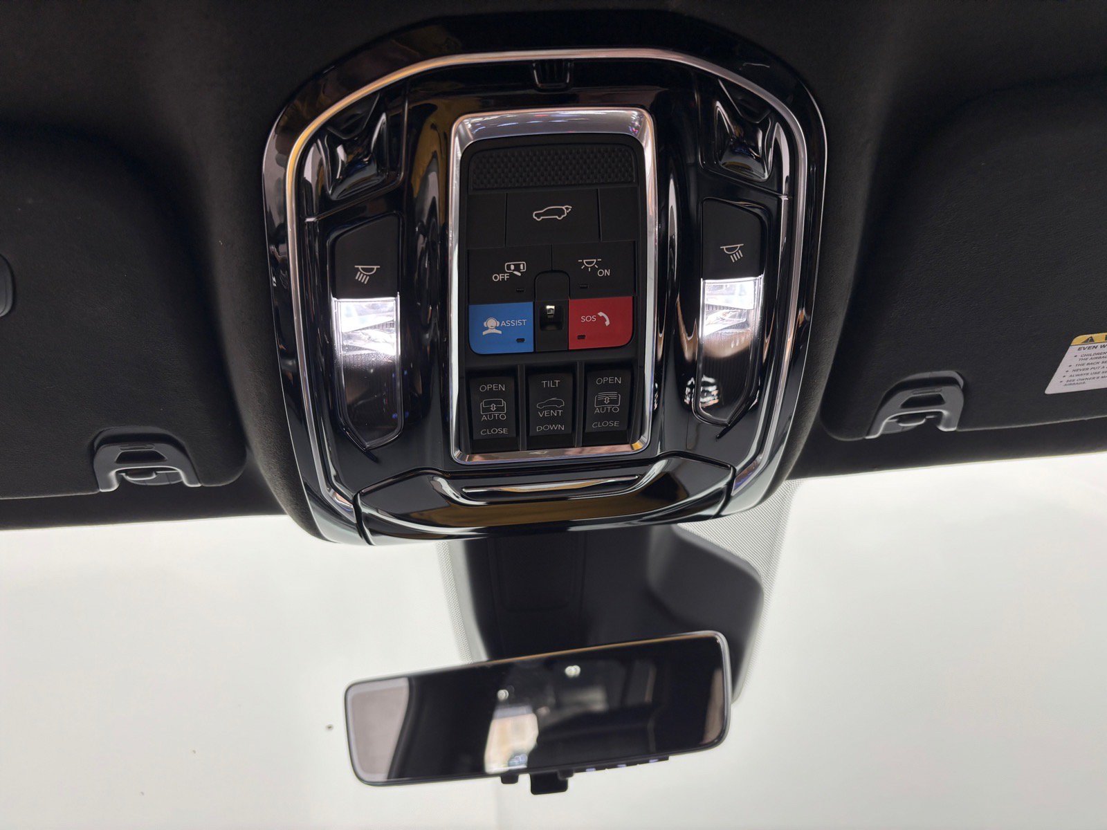 Used 2022 Jeep Grand Wagoneer Series III w/ Rear Seat Video Group 1 AWD/4WD image 12