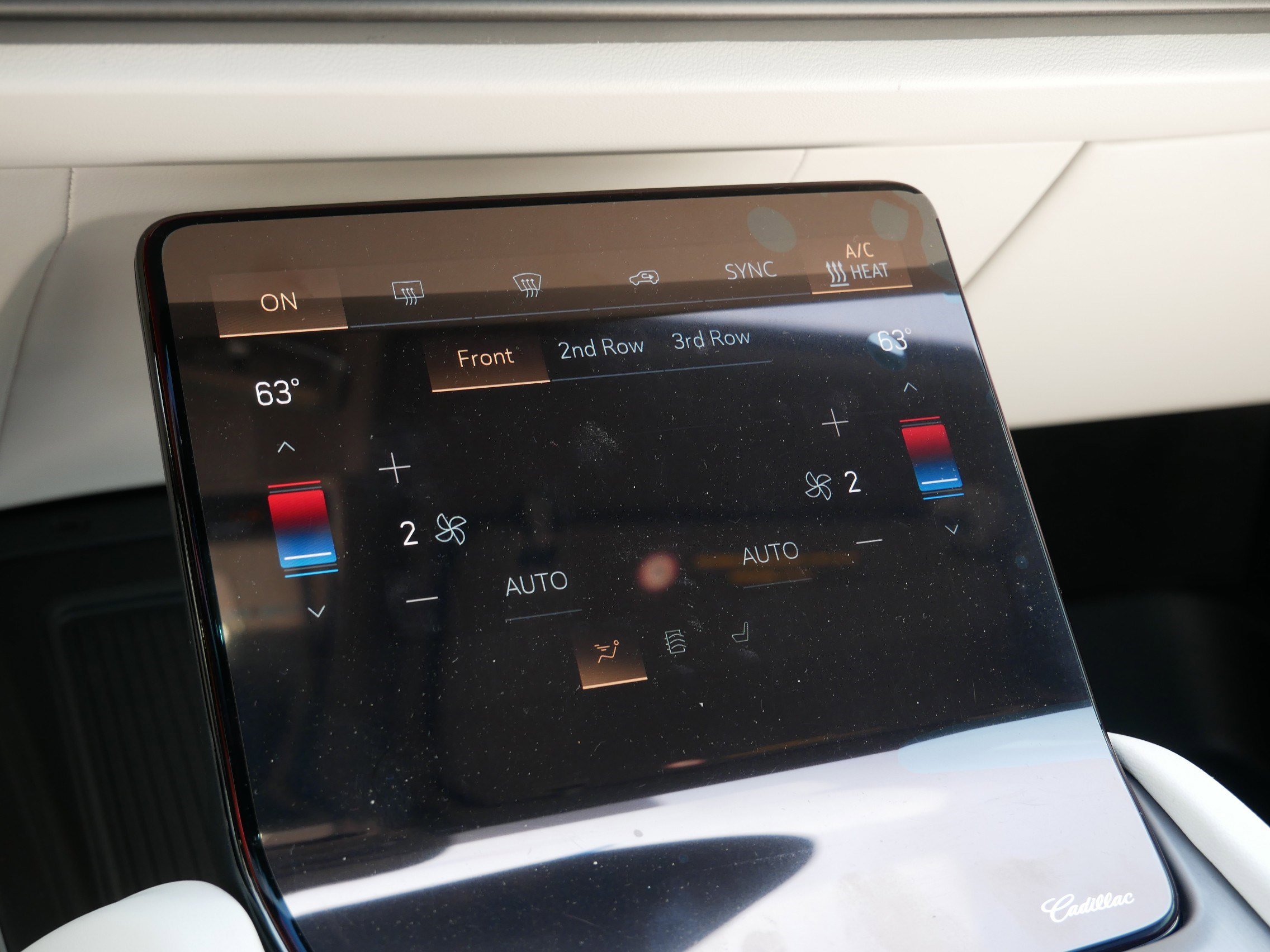 New 2026 Cadillac Vistiq Luxury w/ LPO, Floor Liner Package image 19