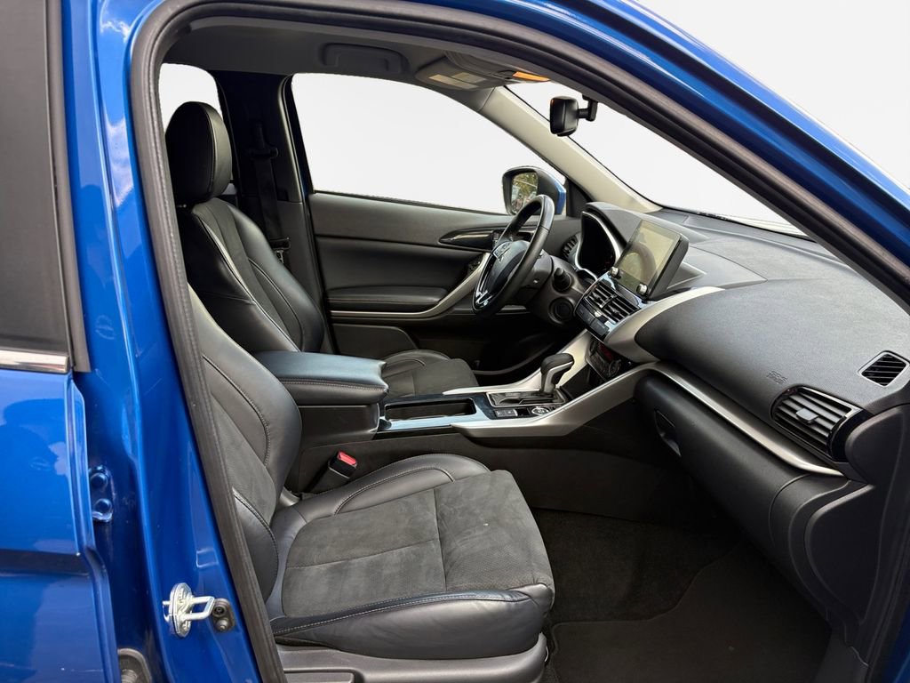 Used 2024 Mitsubishi Eclipse Cross AWD image 25