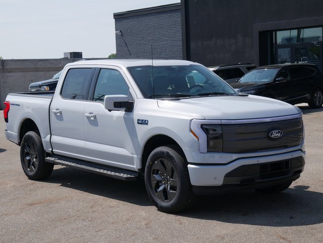 New 2025 Ford F150 Lightning Lariat image 8
