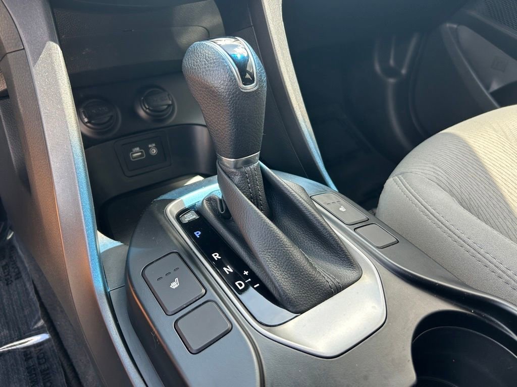 Used 2018 Hyundai Santa Fe Sport w/ 2.4L Value Package 02 image 14