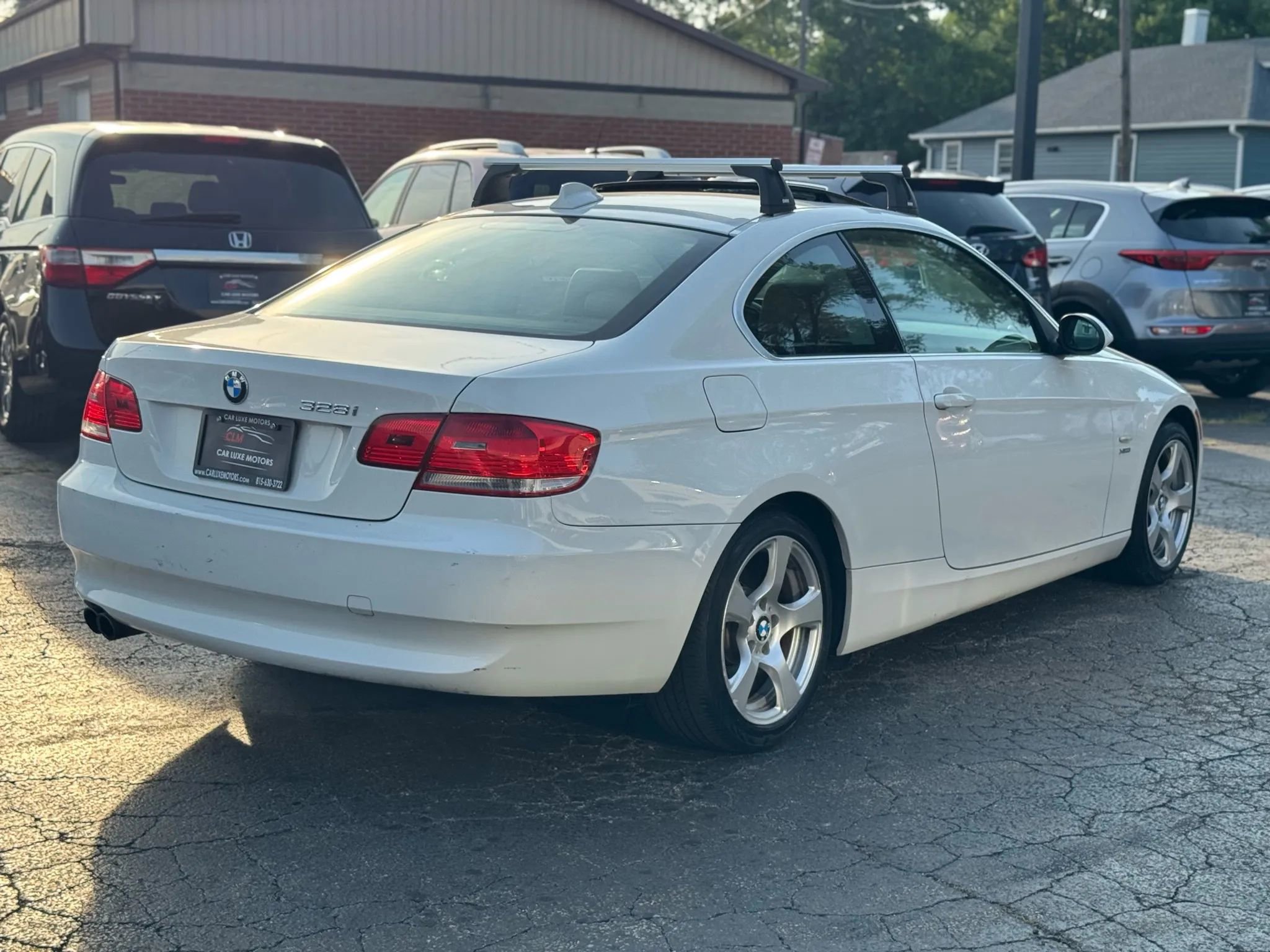 Used 2009 BMW 328i xDrive Coupe image 4