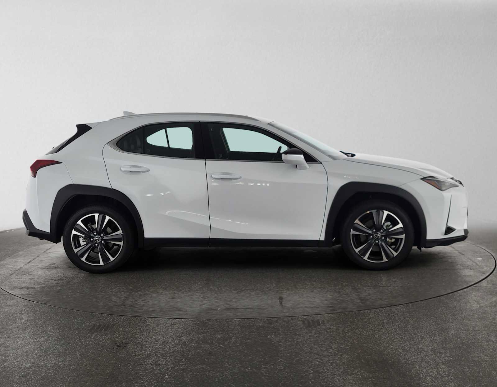 Certified 2026 Lexus UX 300h FWD image 2