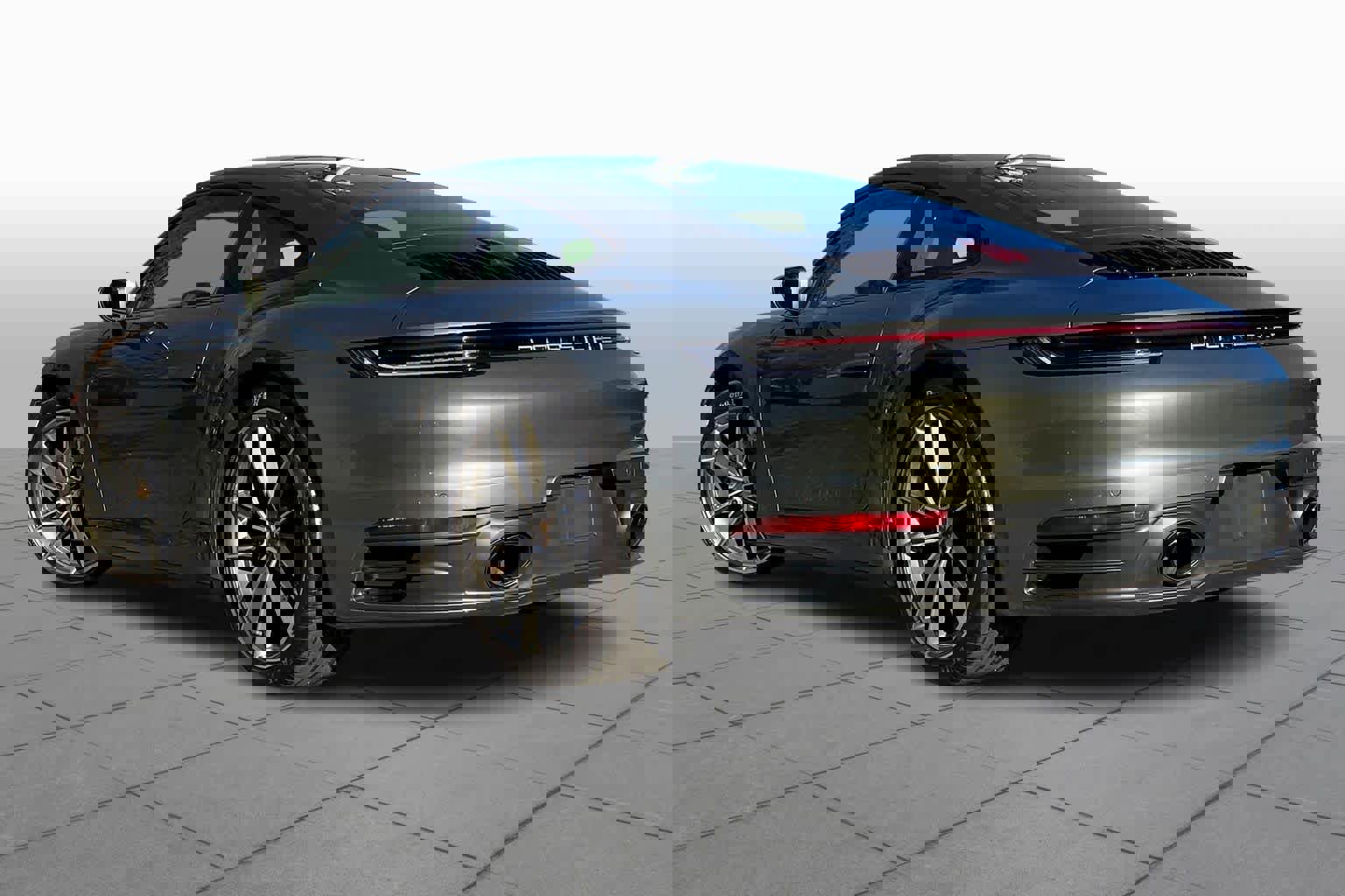 Used 2024 Porsche 911 Carrera image 10