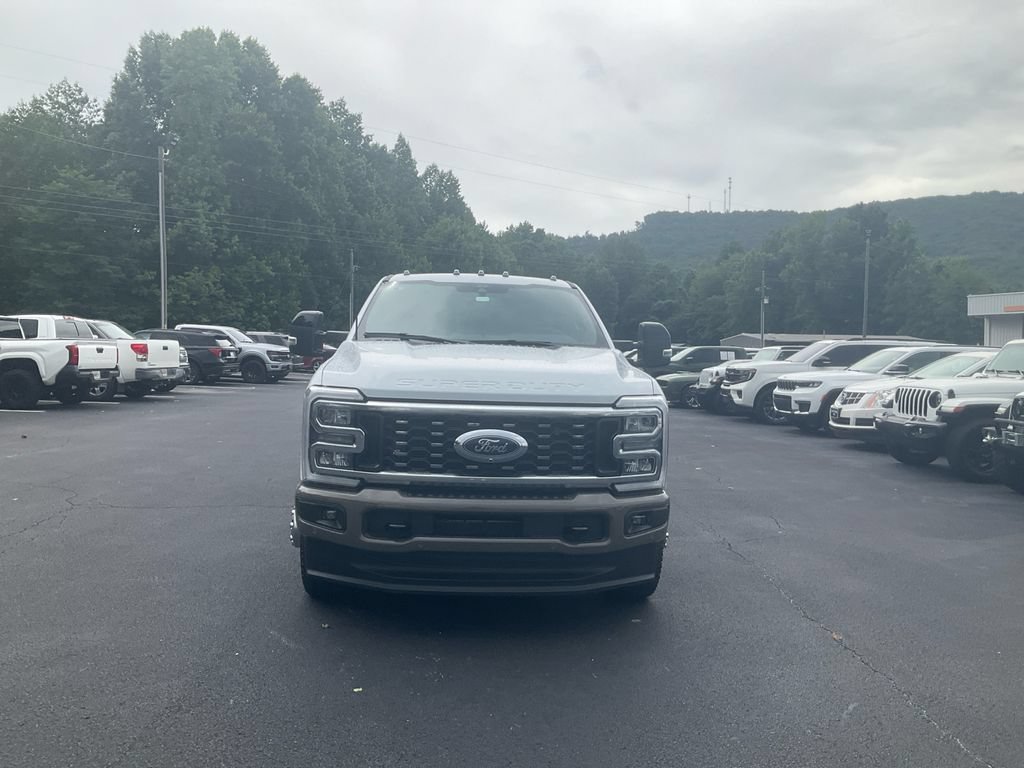 New 2026 Ford F350 King Ranch w/ FX4 Off-Road Package AWD/4WD image 2