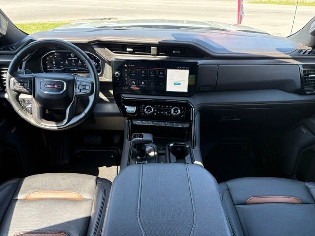 Used 2024 GMC Sierra 1500 AT4 w/ AT4 Premium Package AWD/4WD image 11