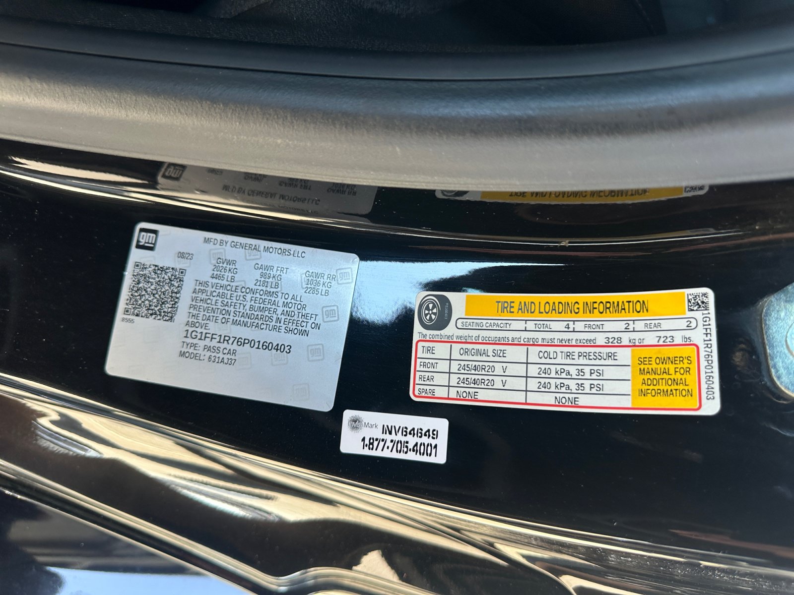 Used 2023 Chevrolet Camaro LT RWD image 30
