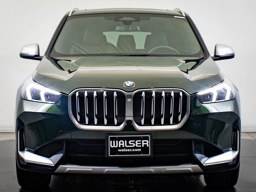 Used 2024 BMW X1 xDrive28i w/ Premium Package image 2