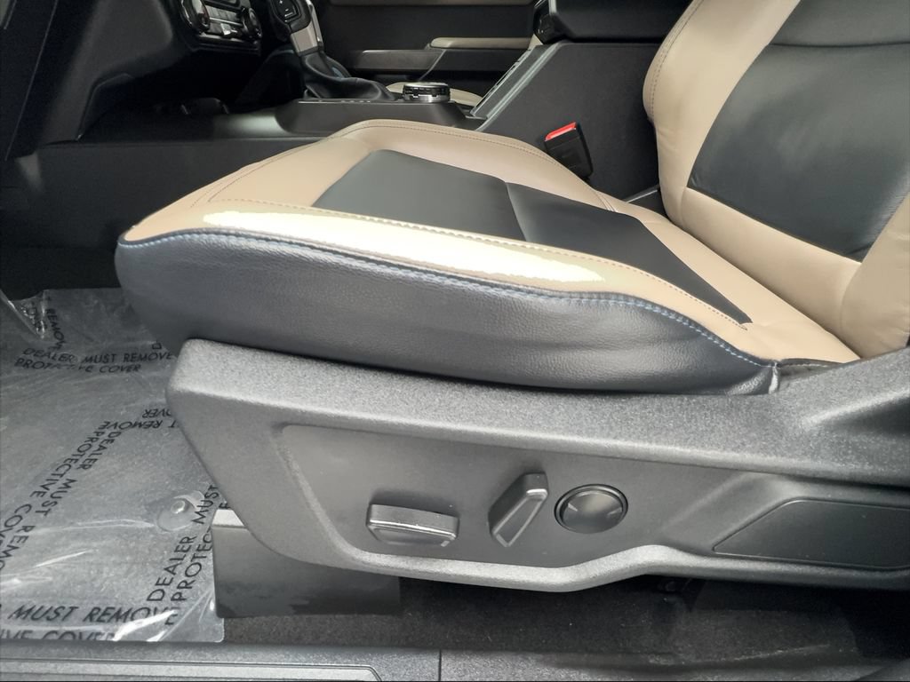 Used 2023 Ford Bronco Wildtrak AWD/4WD image 21