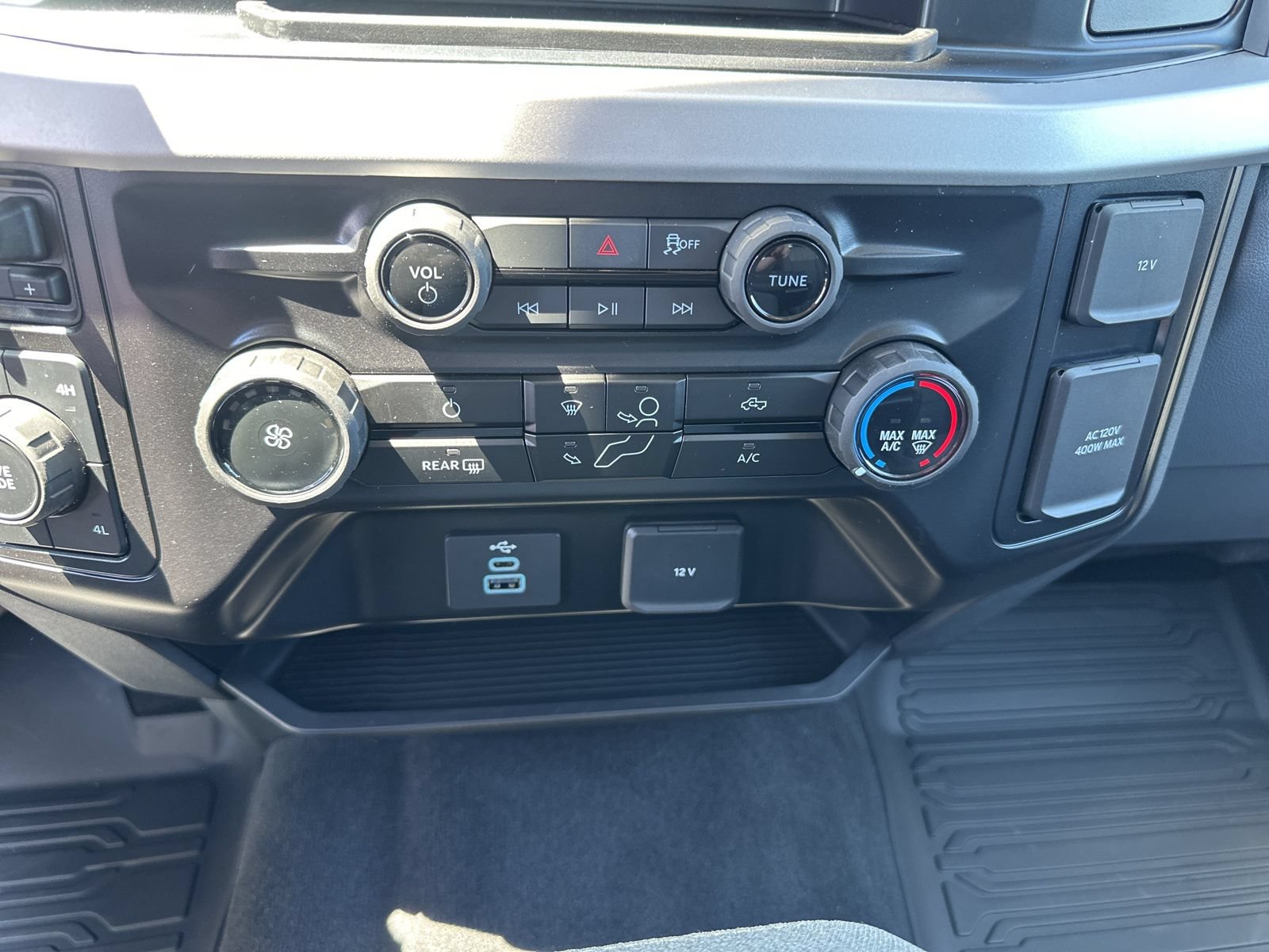 Used 2026 Ford F450 XLT w/ FX4 Off-Road Package AWD/4WD image 19