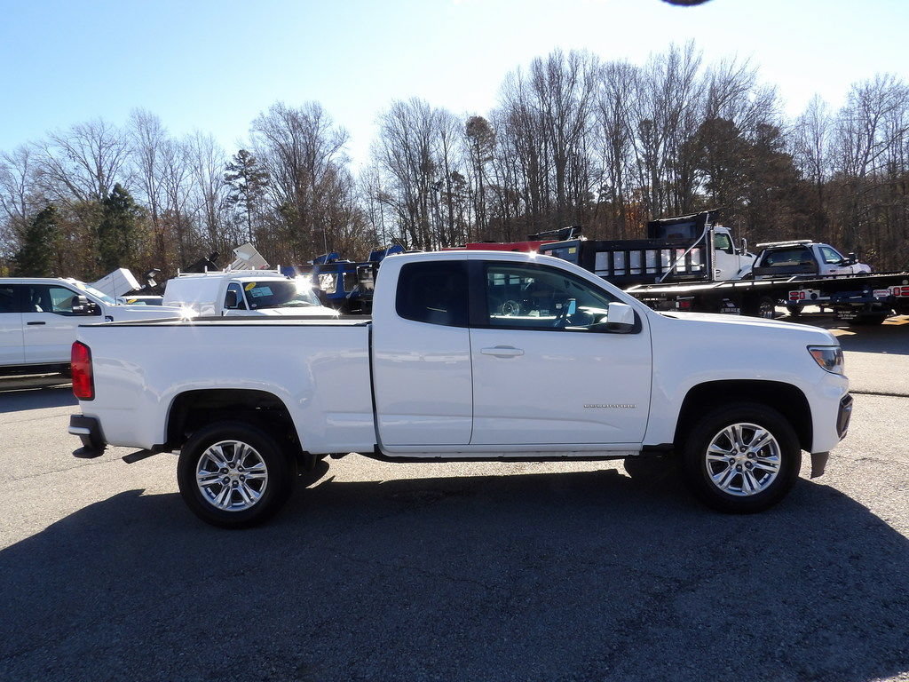 Used 2021 Chevrolet Colorado LT w/ Fleet Safety Package RWD image 9