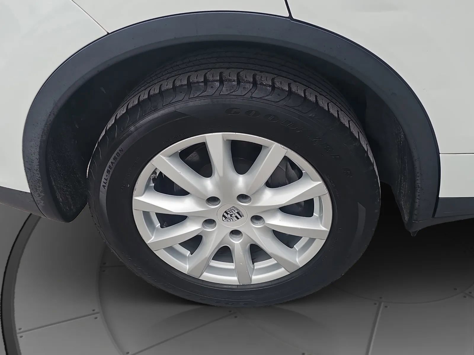 Used 2014 Porsche Cayenne image 24