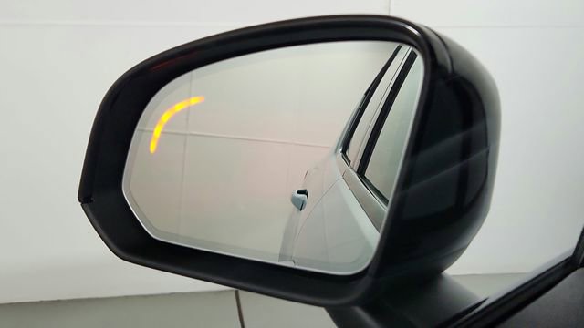 Certified 2026 Volvo XC40 B5 Plus w/ Protection Package Premier AWD/4WD image 15