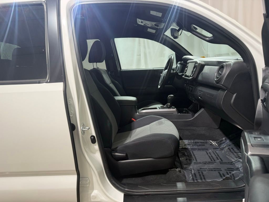 Certified 2023 Toyota Tacoma TRD Off-Road image 20
