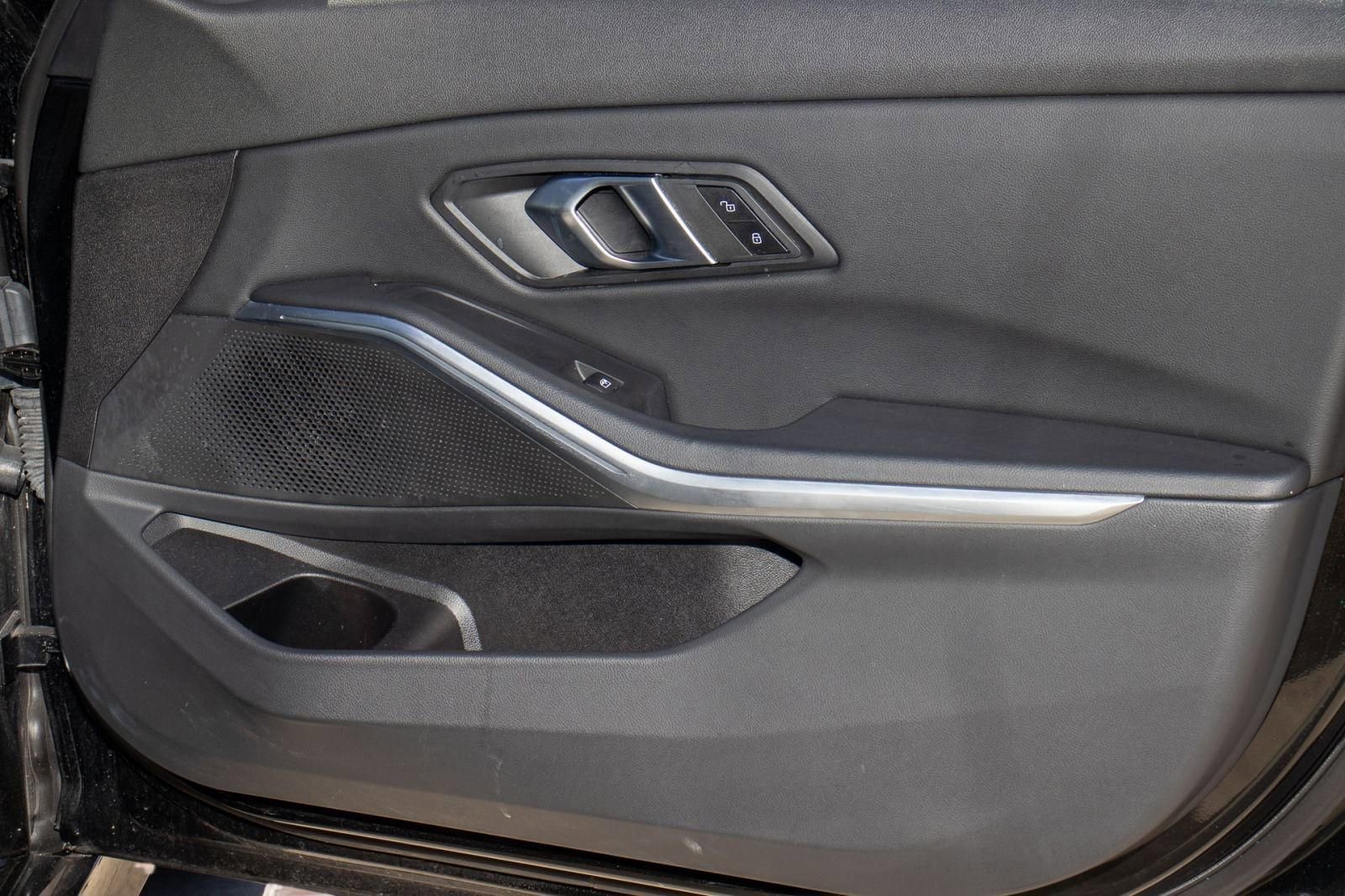 Used 2024 BMW 330i Sedan RWD image 18