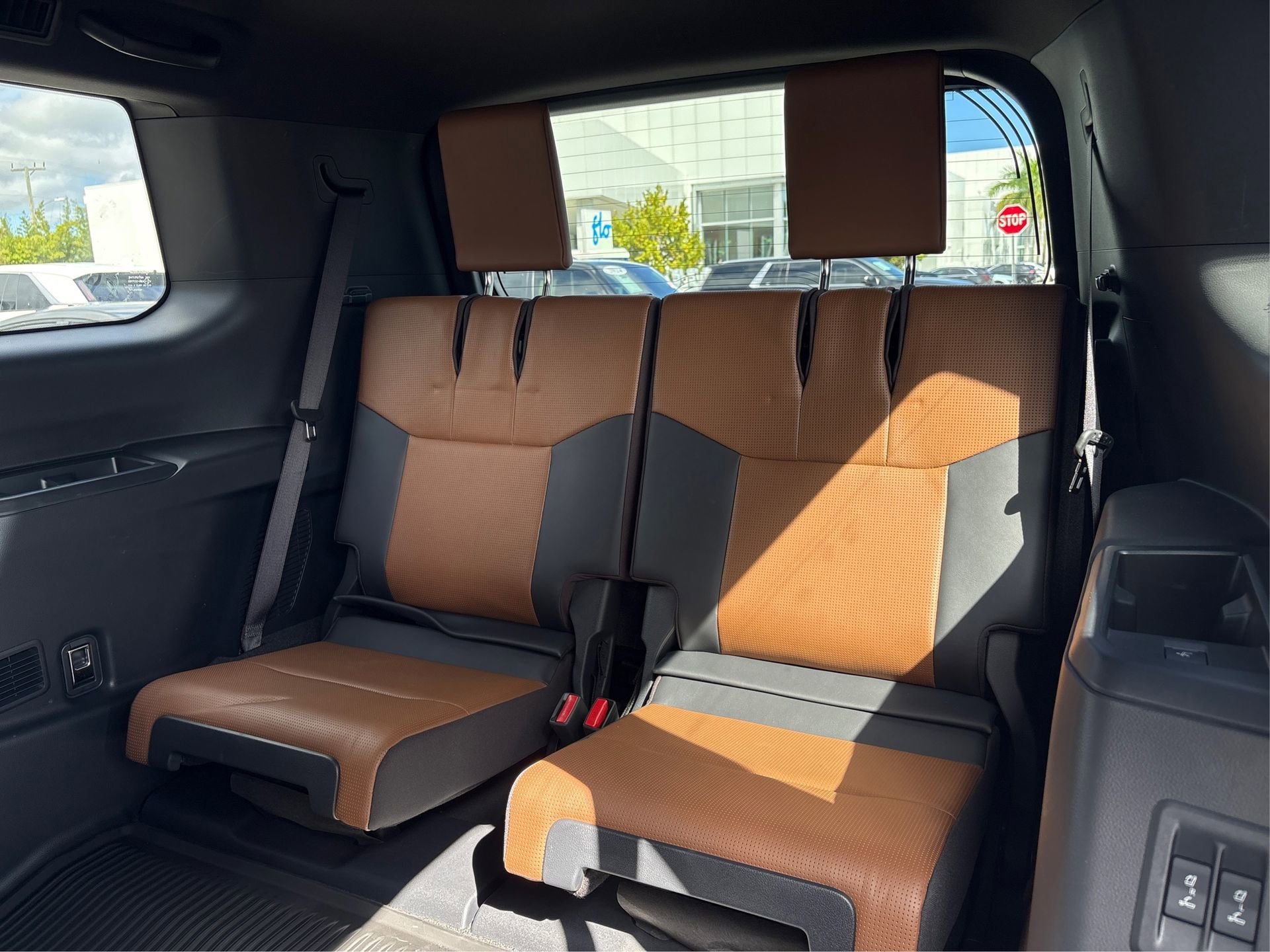 Used 2024 Lexus GX 550 550 Luxury image 12