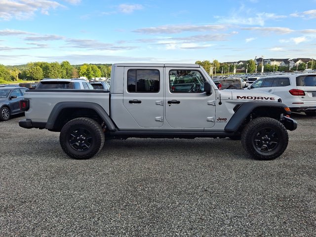 Used 2022 Jeep Gladiator Mojave w/ Cold Weather Group AWD/4WD image 9