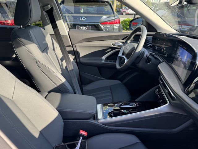 Used 2025 Audi Q5 Premium w/ Convenience Package AWD/4WD image 28